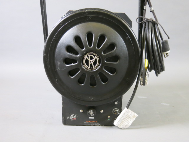 mole led 10"